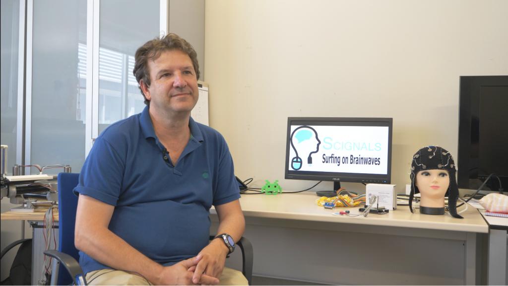 Scignals living Elx at PCUMH